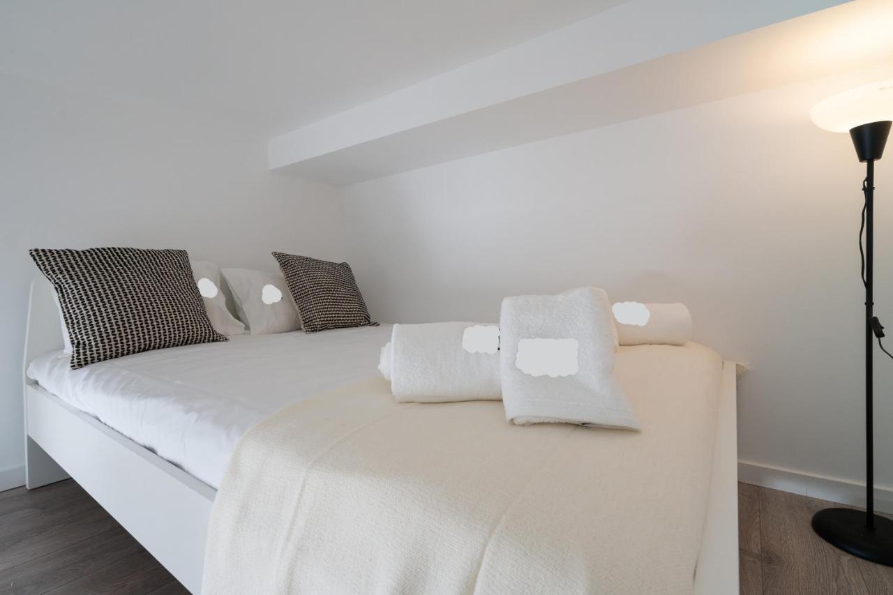Tia Anica House II - Apartment With Terrace In Central Fuseta Beach Village Eksteriør bilde